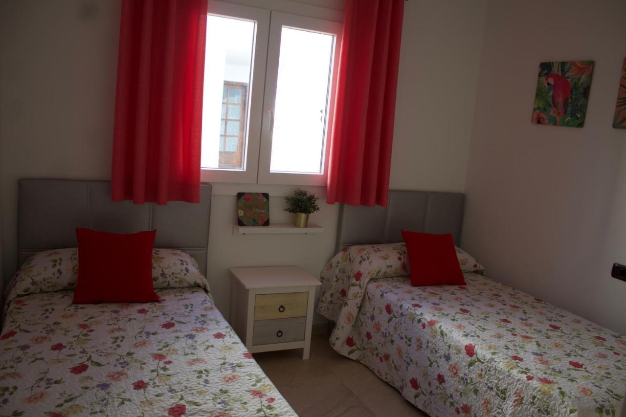 Apartamento Nina Тіас Екстер'єр фото